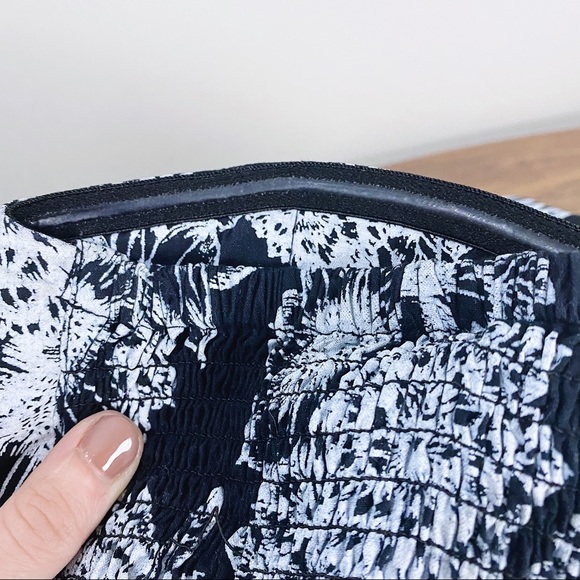 Derek Heart Strapless Mini Dress - Picture 6 of 9